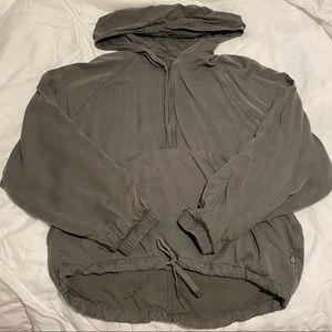 lululemon half zip